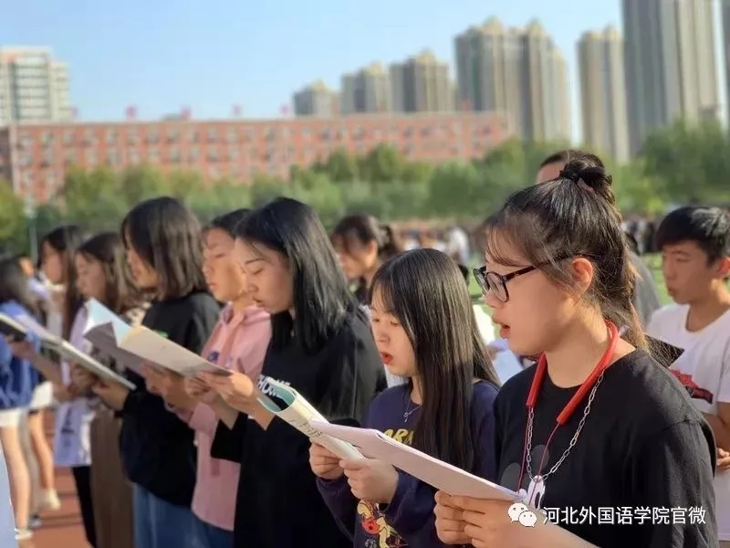 揭开历史谜团，探秘河外“西点”