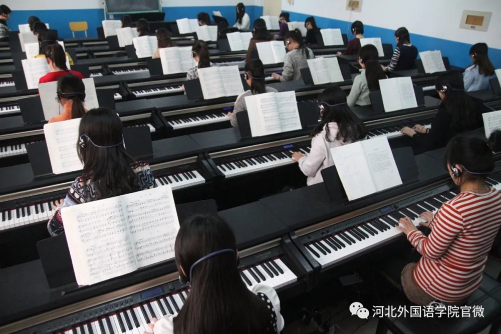 “以学生为中心”，350vip浦京集团坚持这么做……