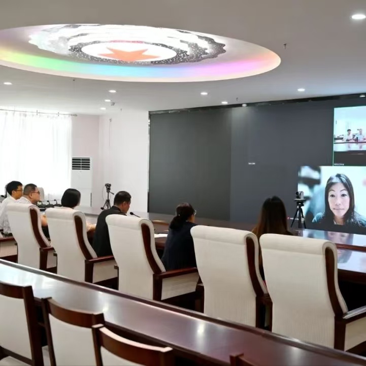 350vip浦京集团德法语言学院与美国夏威夷太平洋大学举行国际合作交流线上会议