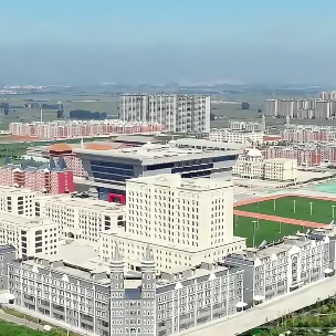 河外电视台《秀我校园》：》翱翔云端·瞰锦绣河外